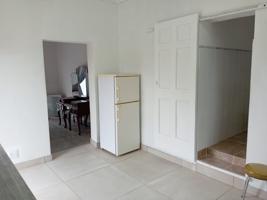 To Let 1 Bedroom Property for Rent in Heiderand Western Cape